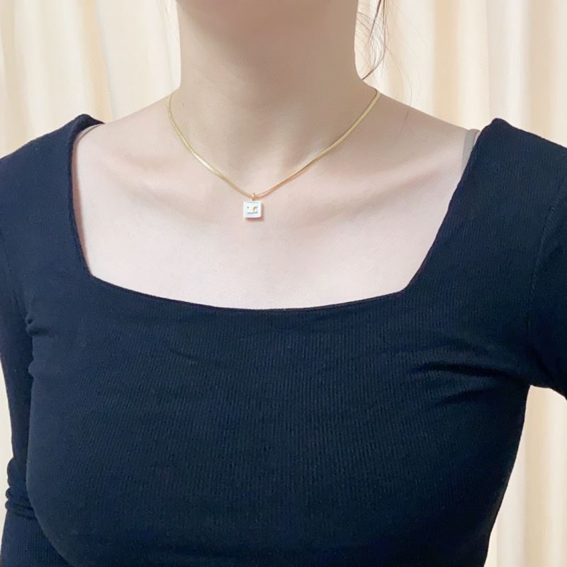 Ce**e necklaces